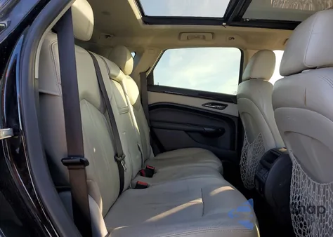 2013 Cadillac Srx Luxury Collection z USA, uszkodzony, nr VIN 3GYFNCE33DS557784